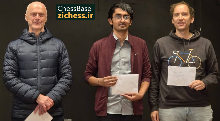 نفرات برتر بخش اوپن؛ شاران رائو در میانهٔ تصویر. عکس: آنیکن وستبی؛ منبع: ChessBase.